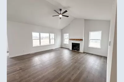 1815 E Kyle Circle, Beloit, WI 53511 - Photo 3