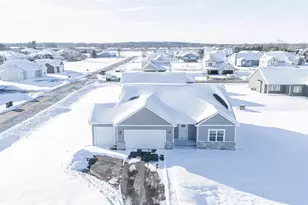 1739 E Kyle Circle, Beloit, WI 53511 - Photo 3