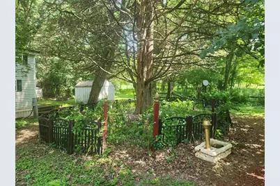 N5204 Meadow View Circle #L20, Green Lake, WI 54941 - Photo 13