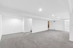 690 N Main St, Fall River, WI 53932 - Photo 35