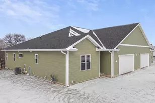 690 N Main St, Fall River, WI 53932 - Photo 49