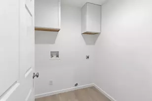 690 N Main St, Fall River, WI 53932 - Photo 19