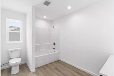 690 N Main Street, Fall River, WI 53932 - Photo 33