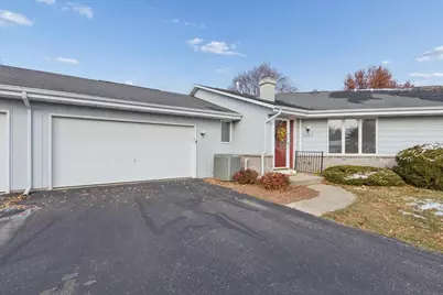 4005 Mackinac Drive #2, Janesville, WI 53546 - Photo 5