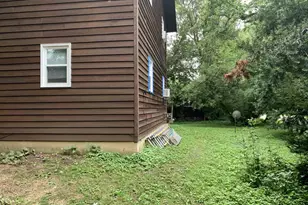 2025 Dunn Pl, Madison, WI 53713 - Photo 9