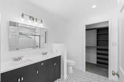 692 N Main Street, Fall River, WI 53932 - Photo 25