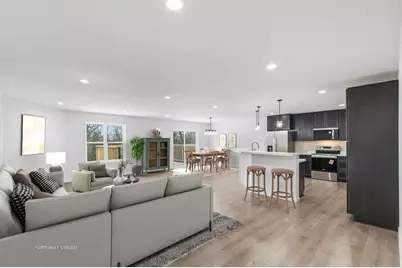 692 N Main Street, Fall River, WI 53932 - Photo 3