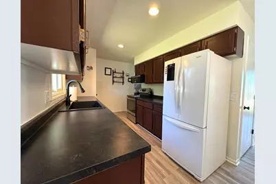 305 E Crocker Street, Fox Lake, WI 53933 - Photo 17