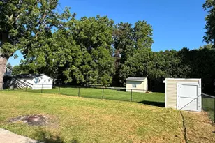 305 E Crocker St, Fox Lake, WI 53933 - Photo 37