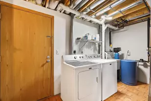 6973 Chester Dr, Madison, WI 53719 - Photo 27