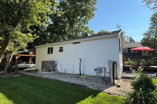 461 Aspen Way, Edgerton, WI 53534 - Photo 17