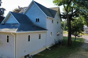 333 E Montello St, Montello, WI 53949 - Photo 3