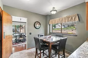 523 W Edgewater St, Portage, WI 53901 - Photo 11