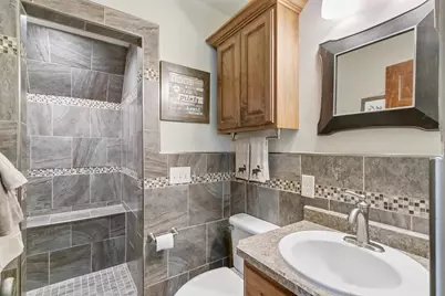 523 W Edgewater Street, Portage, WI 53901 - Photo 45