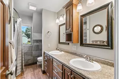 523 W Edgewater Street, Portage, WI 53901 - Photo 37