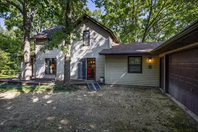 2879 S Riverside Drive, Beloit, WI 53511 - Photo 3