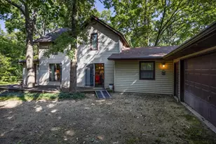 2879 S Riverside Dr, Beloit, WI 53511 - Photo 3