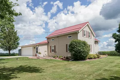 722 Maple Grove Road, Edgerton, WI 53534 - Photo 3