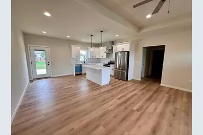 335 Eisenhower Court, Cuba City,  53807 - Photo 5