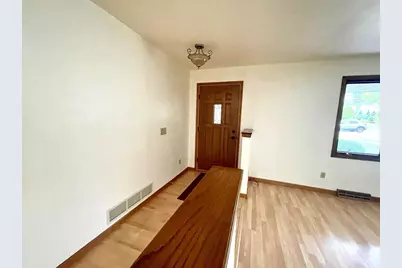 2654 20th Avenue, Monroe, WI 53566 - Photo 3