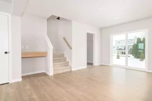 1833 Waverly Wy, Sun Prairie, WI 53590 - Photo 3