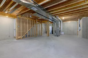 6401 Prairie Wood Dr, Mcfarland, WI 53558 - Photo 13