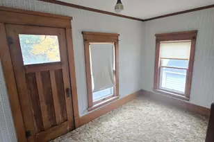 425 W James St, Columbus, WI 53925 - Photo 7