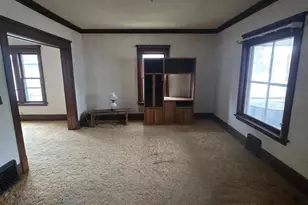 425 W James St, Columbus, WI 53925 - Photo 19