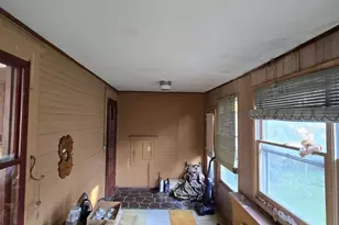 425 W James St, Columbus, WI 53925 - Photo 25