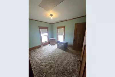 425 W James Street, Columbus, WI 53925 - Photo 17