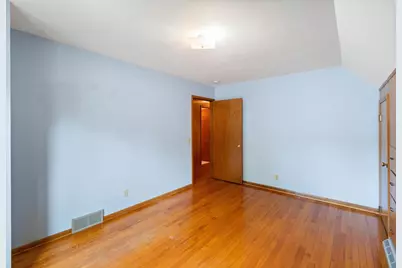 5422 Gettle Avenue, Madison, WI 53705 - Photo 11