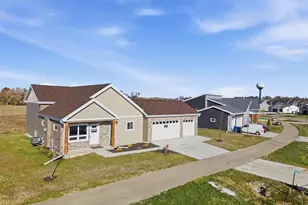 6683 Warner Farm Dr, DeForest, WI 53532 - Photo 3