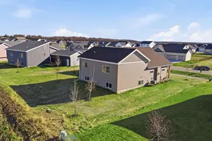 6683 Warner Farm Dr, DeForest, WI 53532 - Photo 5