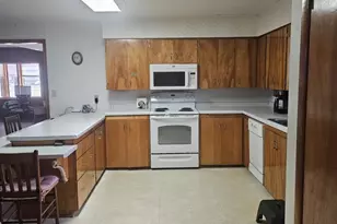 401 Spencer St, Woodman,  53827 - Photo 5