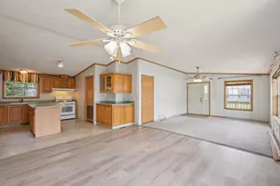 52 Lapidary Ln, Janesville, WI 53548 - Photo 3