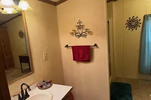 W211N11782 Hilltop Cir, Germantown, WI 53022 - Photo 15
