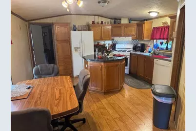 W211N11782 Hilltop Circle, Germantown, WI 53022 - Photo 11