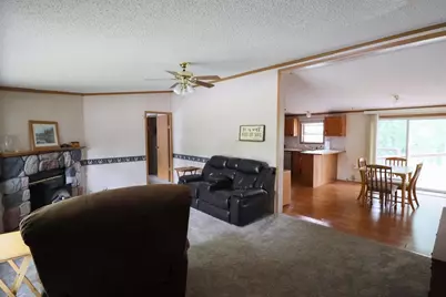 44 Terri Circle Drive, Holmen, WI 54636 - Photo 5