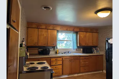 1816 17th Avenue, Monroe, WI 53566 - Photo 5