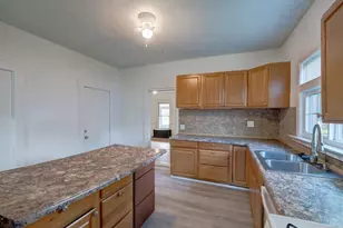 903 W Conger St, Whitewater, WI 53190 - Photo 15