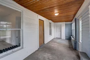 903 W Conger St, Whitewater, WI 53190 - Photo 3