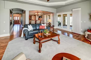 N35W23701 Auburn Ct, Pewaukee, WI 53072 - Photo 13