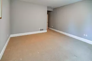 N35W23701 Auburn Ct, Pewaukee, WI 53072 - Photo 43