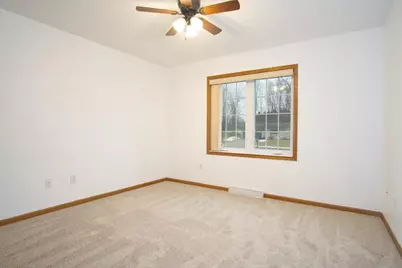 409 Savannah Trail, Pardeeville, WI 53954 - Photo 15