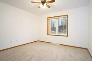 409 Savannah Trail, Pardeeville, WI 53954 - Photo 15