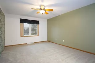 409 Savannah Trail, Pardeeville, WI 53954 - Photo 11