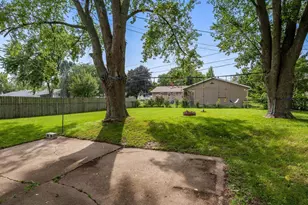 2066 S Masters St, Beloit, WI 53511 - Photo 5