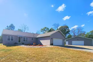 1337 Chicago Ct, Friendship, WI 53934 - Photo 5