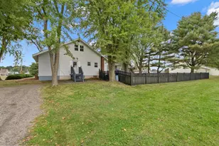 135 N Birney St, Wisconsin Dells, WI 53965 - Photo 3