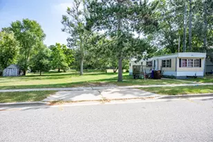 224 S Watts St, Adams, WI 53910 - Photo 3